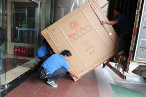 博鳌镇钢琴贵重工艺品无忧运